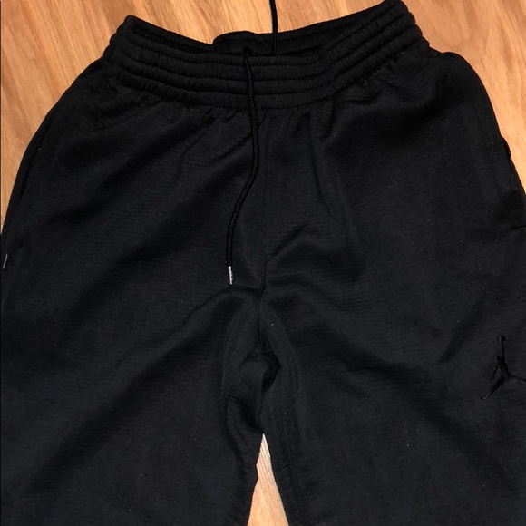 Men’s Nike Jordan Sweats - Picture 4 of 8